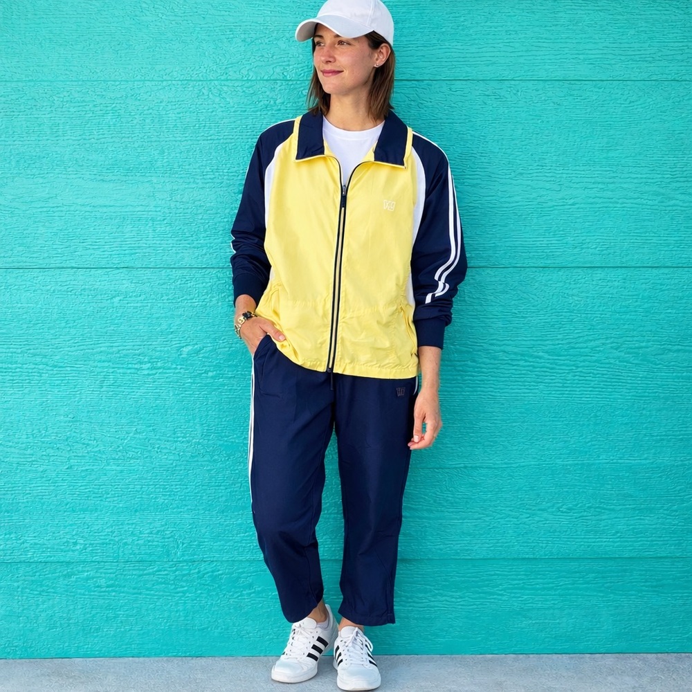 2 PC WILSONS VINTAGE 90’s TRACK SUIT SET BUTTER YELLOW & NAVY LINED SIZE MEDIUM